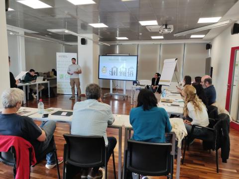 Formación en modelos de negocio de plantas aromáticas y medicinales impartida por Biovalor en Teruel